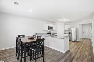 308 Long Grove Ln, Greer, SC 29650 - Photo 5