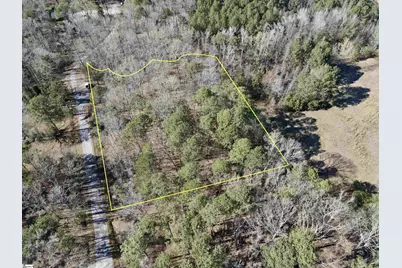 122/124 Lollis Road, Greenwood, SC 29649 - Photo 1