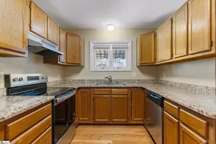 213 Creek Forest Dr, Greenville, SC 29615 - Photo 5