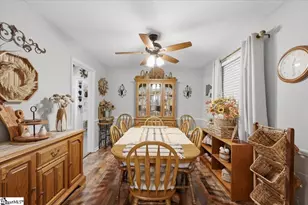 276 Lake Forest Dr, Spartanburg, SC 29307 - Photo 9