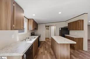 113 Loveland Dr, Williamston, SC 29697 - Photo 9