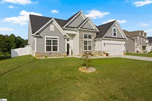 318 Carriage Hl Dr, Easley, SC 29642 - Photo 3