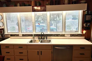 323 Workman Ave, Woodruff, SC 29388 - Photo 11