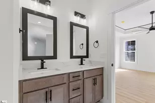 1165 Goodjoin Rd, Campobello, SC 29322 - Photo 21