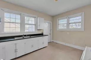 22 Meadow St, Lyman, SC 29365 - Photo 9