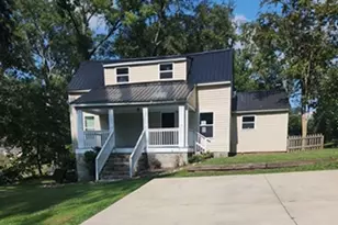 104 Maplebrook St, Laurens, SC 29360 - Photo 1