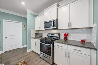 607 Raleighwood Lane, Simpsonville, SC 29681 - Photo 11