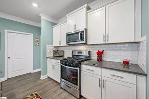 607 Raleighwood Ln, Simpsonville, SC 29681 - Photo 11