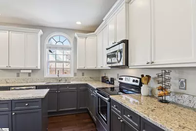 219 Meadow Lake Trail, Greer, SC 29650 - Photo 9