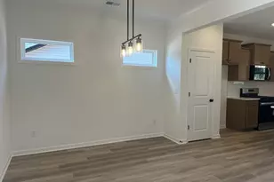 323 E Pyrenees Dr, Wellford, SC 29385 - Photo 15