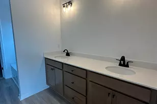 323 E Pyrenees Dr, Wellford, SC 29385 - Photo 37