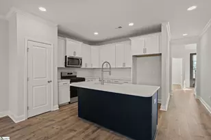 220 Lake Greenwood Blvd, Greenwood, SC 29649 - Photo 13