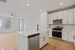 224 Lake Greenwood Blvd, Greenwood, SC 29649 - Photo 9