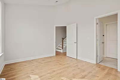 224 Lake Greenwood Boulevard, Greenwood, SC 29649 - Photo 5