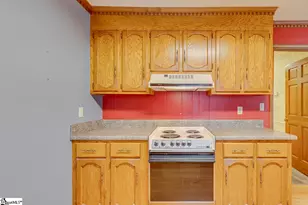 320 Griffin Rd, Greenville, SC 29607 - Photo 15