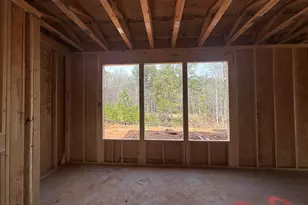 339 E Pyrenees Dr, Wellford, SC 29385 - Photo 23