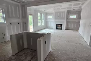 672 Gilgal Ln, Wellford, SC 29385 - Photo 3