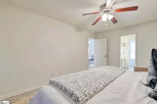 921 Hollyhock Ct, Boiling Springs, SC 29316 - Photo 17