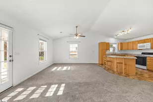 28 Sweetland Ct, Greenville, SC 29607 - Photo 7