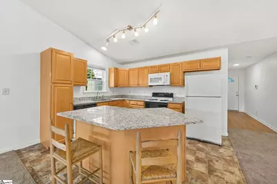 28 Sweetland Court, Greenville, SC 29607 - Photo 9