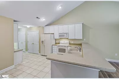 117 Ravines Lane, Spartanburg, SC 29301 - Photo 17