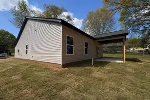 110 N 6th St, Easley, SC 29640 - Photo 5