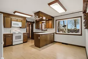 40 Cunningham Cir, Taylors, SC 29687 - Photo 15