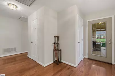 40 Cunningham Circle, Taylors, SC 29687 - Photo 5