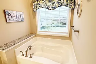 202 Roscoe Dr, Greer, SC 29651 - Photo 17