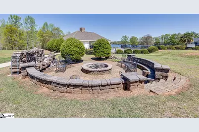 303 Farmers Market Street, Taylors, SC 29687 - Photo 7