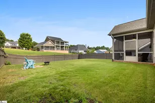 303 Farmers Market St, Taylors, SC 29687 - Photo 37