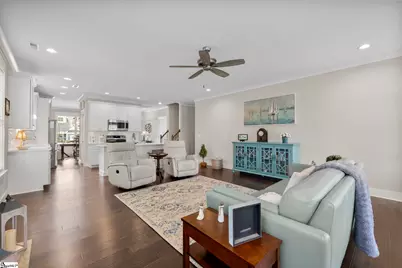 303 Farmers Market Street, Taylors, SC 29687 - Photo 17