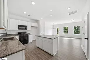 32 Lone Cypress St, Travelers Rest, SC 29690 - Photo 5