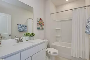 1021 Skidaway Dr, Spartanburg, SC 29303 - Photo 9