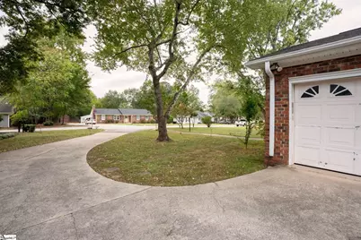 209 Governors Square, Greer, SC 29650 - Photo 27