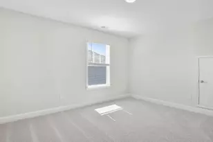 508 Landseer Dr, Landrum, SC 29356 - Photo 5