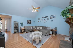 8 Pearle Brook Ln, Taylors, SC 29687 - Photo 9