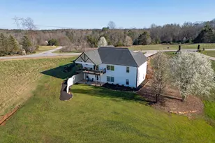 725 Hidden Falls Dr, West Union, SC 29696 - Photo 3