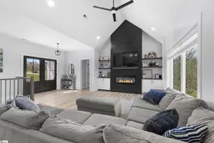 725 Hidden Falls Dr, West Union, SC 29696 - Photo 7