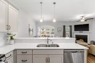 15 Tyrian Dr, Greenville, SC 29607 - Photo 7