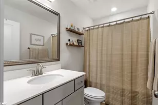 15 Tyrian Dr, Greenville, SC 29607 - Photo 19