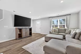 628 Batchomble Ln, Greenville, SC 29605 - Photo 5