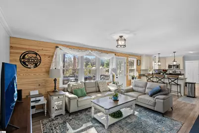 218 Crestwood Drive, Greenville, SC 29609 - Photo 7