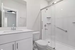232 Roderick Ln, Greenville, SC 29605 - Photo 15