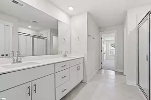 232 Roderick Ln, Greenville, SC 29605 - Photo 19