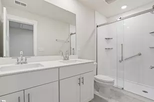 232 Roderick Ln, Greenville, SC 29605 - Photo 23