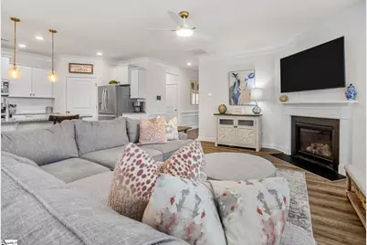 421 Linfield Court, Duncan, SC 29334 - Photo 9