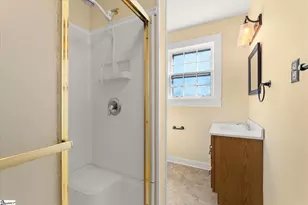 303 Pennsylvania Ave, Greer, SC 29650 - Photo 23