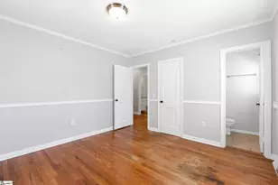 222 Meridian Ave, Taylors, SC 29687 - Photo 9