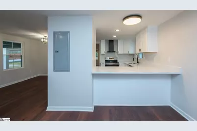 136 Moore Street, Wellford, SC 29385 - Photo 9